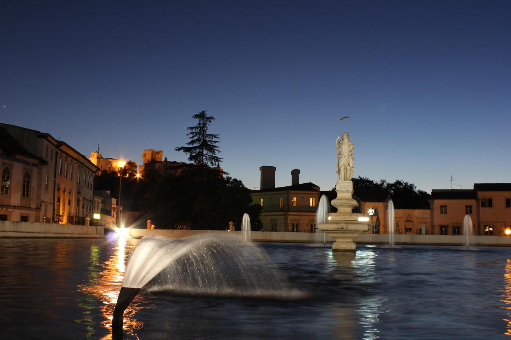 Pateo Dos Solares Charm Hotel Estremoz Dış mekan fotoğraf