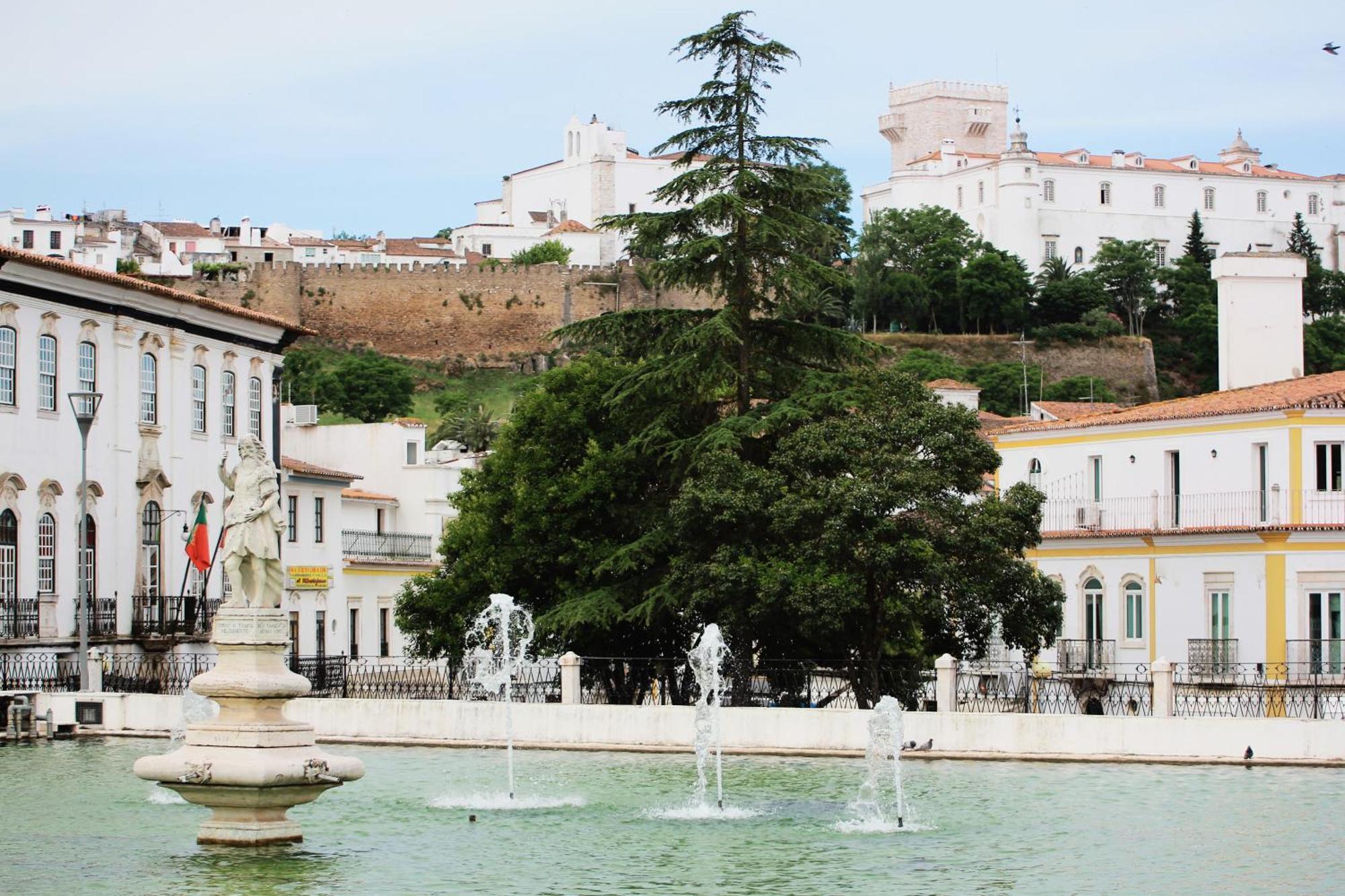 Pateo Dos Solares Charm Hotel Estremoz Dış mekan fotoğraf